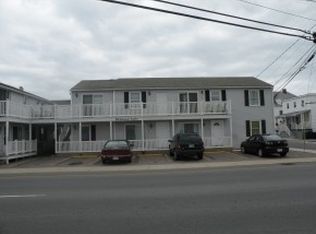 89 Ashworth Ave APT 2, Hampton, NH 03842