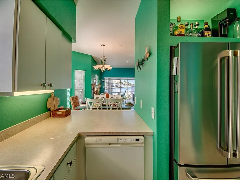 4108 SE 18th Ave #101 — Photo 11