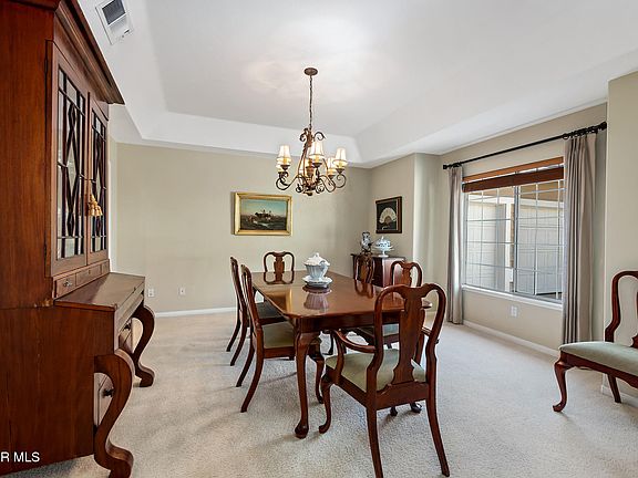 5th image of 586 Meadowrun St