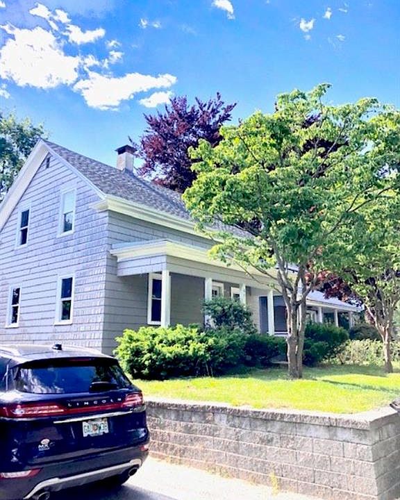 1st image of 65 E Greenwich Ave