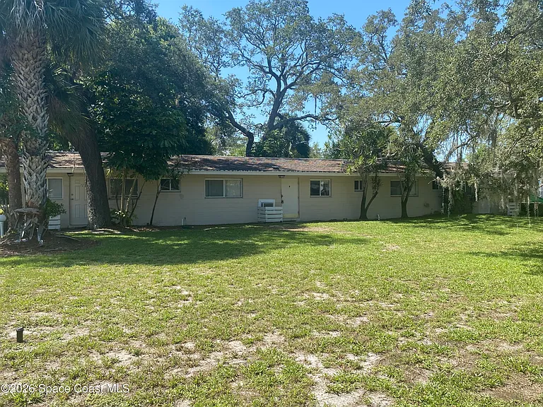 1558 Guava Ave #B — Photo 3