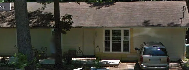404 Hemlock Dr — Photo 3