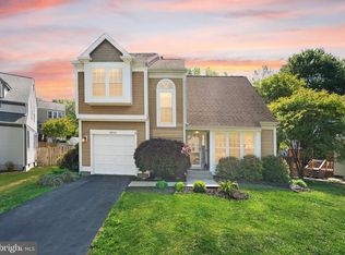 4016 Blue Slate Dr, Alexandria, VA 22306
