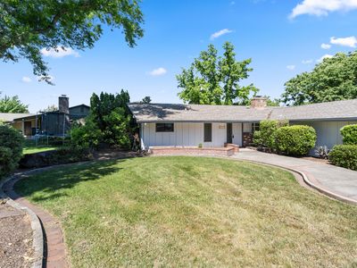 2457 Edgemont Dr, Medford, OR, 97504