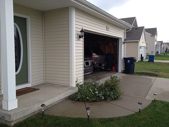 5th image of 903 Christian Ave