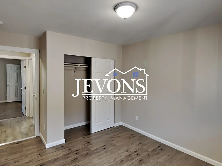 1912 W Mead Ave #1 — Photo 14