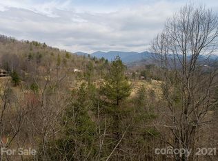 92 S Country Club Dr, Cullowhee, NC 28723
