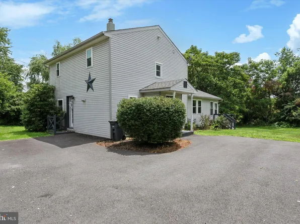 1265 W Baltimore Pike, West Grove, PA 19390