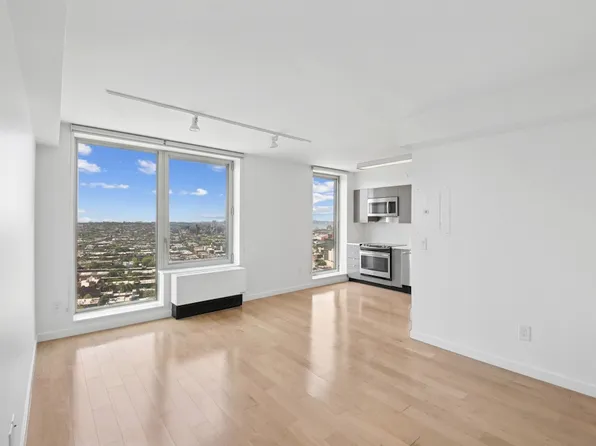 461 Dean Street image 1 of 22