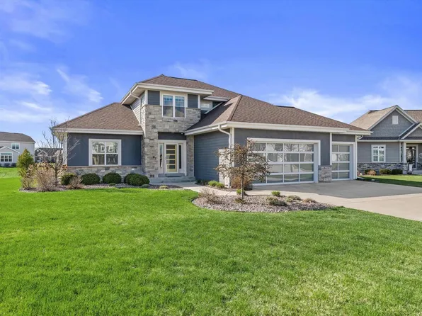 3105 Mendota COURT, Summit, WI 53066