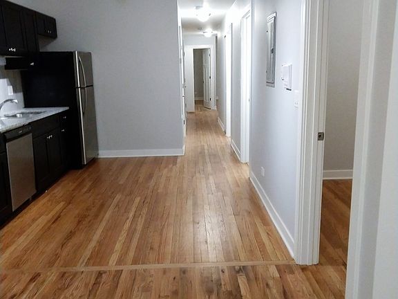 4th image of 4113 W Lawrence Ave #3