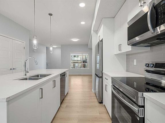 4th image of 20295 N Seton Way SE #408