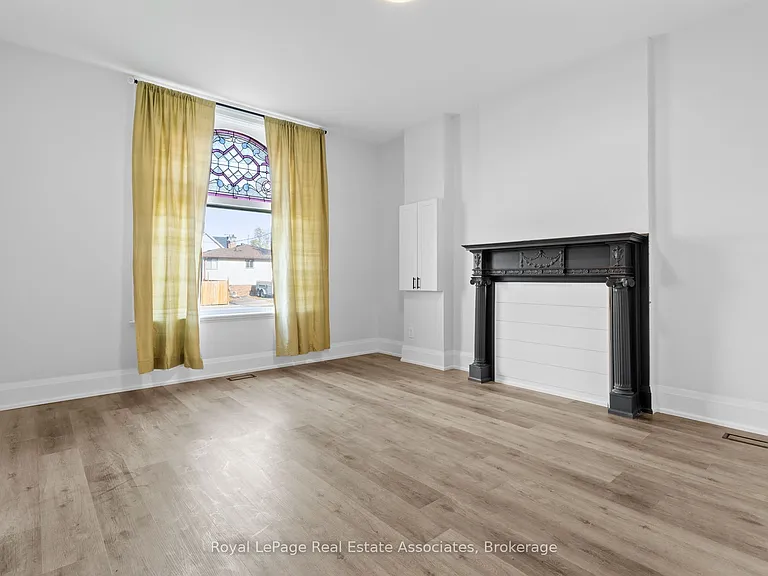 55 Cayuga St #1 — Photo 10