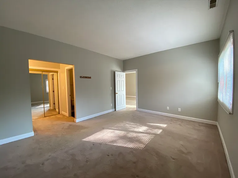 5310 Cotton Bay Dr W — Photo 9