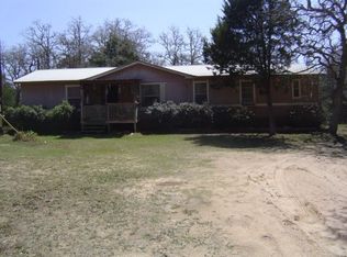 1953 County Road 215, Weimar, TX 78962
