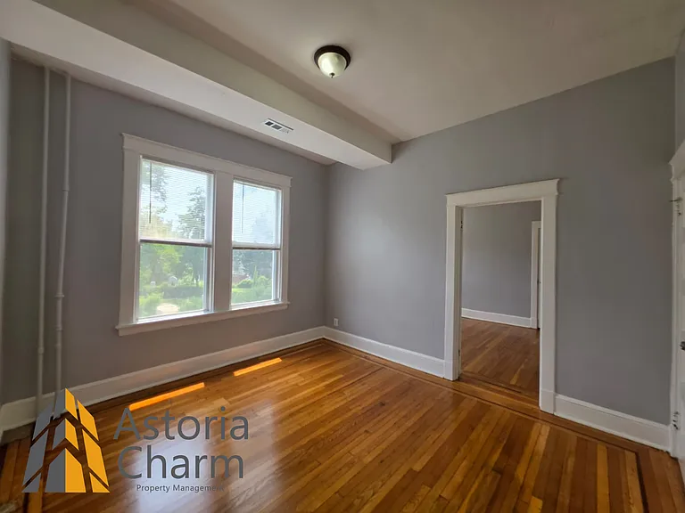 2206 Roslyn Ave #1 — Photo 7