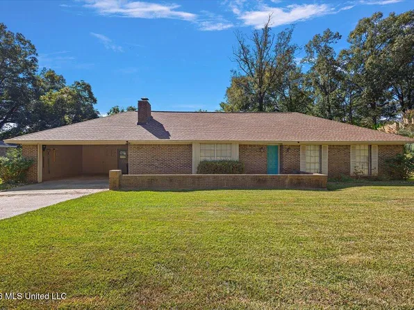 504 Oakwood Dr, Vicksburg, MS 39180