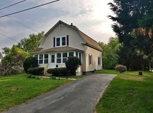 122 Longview Ter, Pittsfield, MA 01201