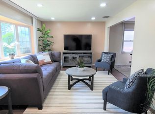 23119 145th Ave, Springfield Gardens, NY 11413