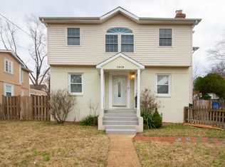 2919 Monroe Pl, Falls Church, VA 22042