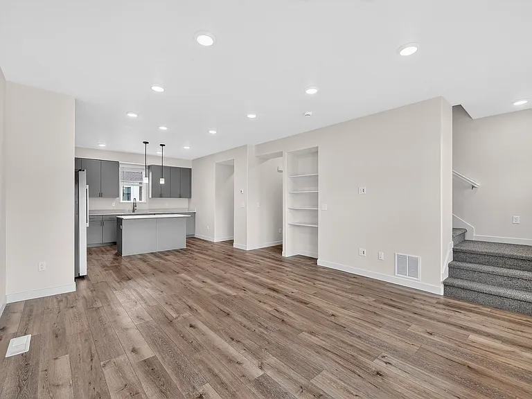 632 E 12225 S — Photo 14