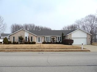 130 Fairwood Hills Rd, O Fallon, IL 62269