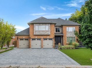 101 Woodgreen Dr, Vaughan, ON L4L 3B2