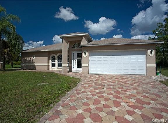 2nd image of 3361 White Blvd