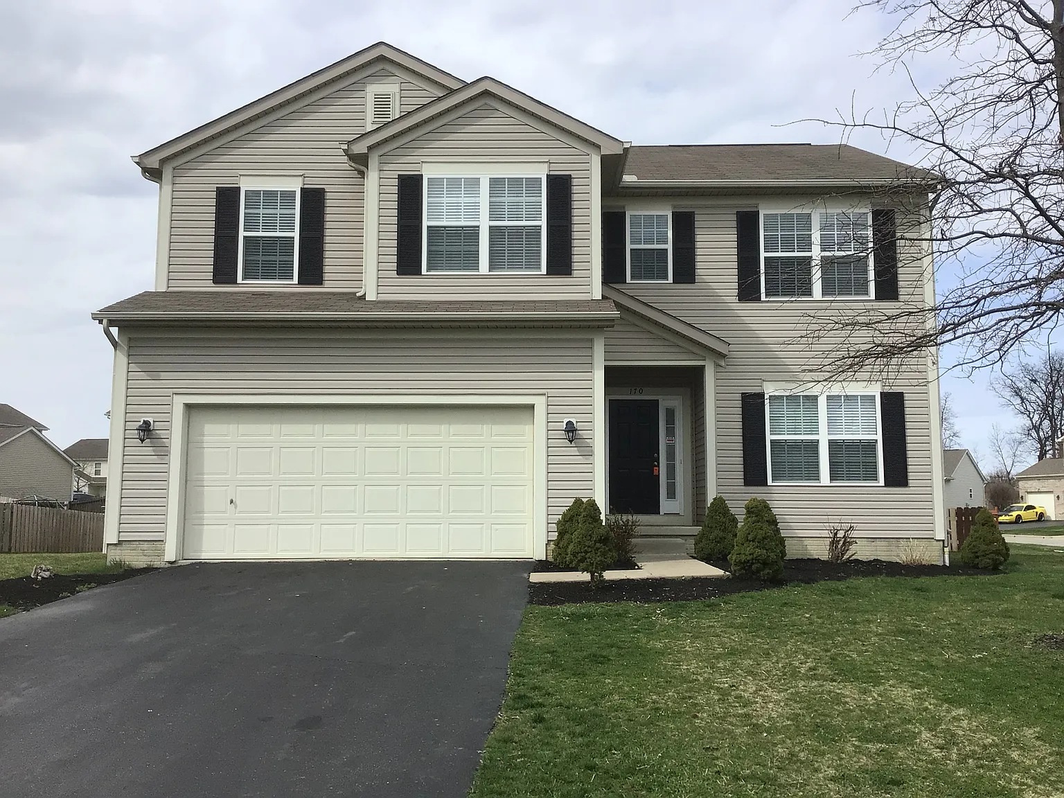 170 Cherrytree Ln photo 1