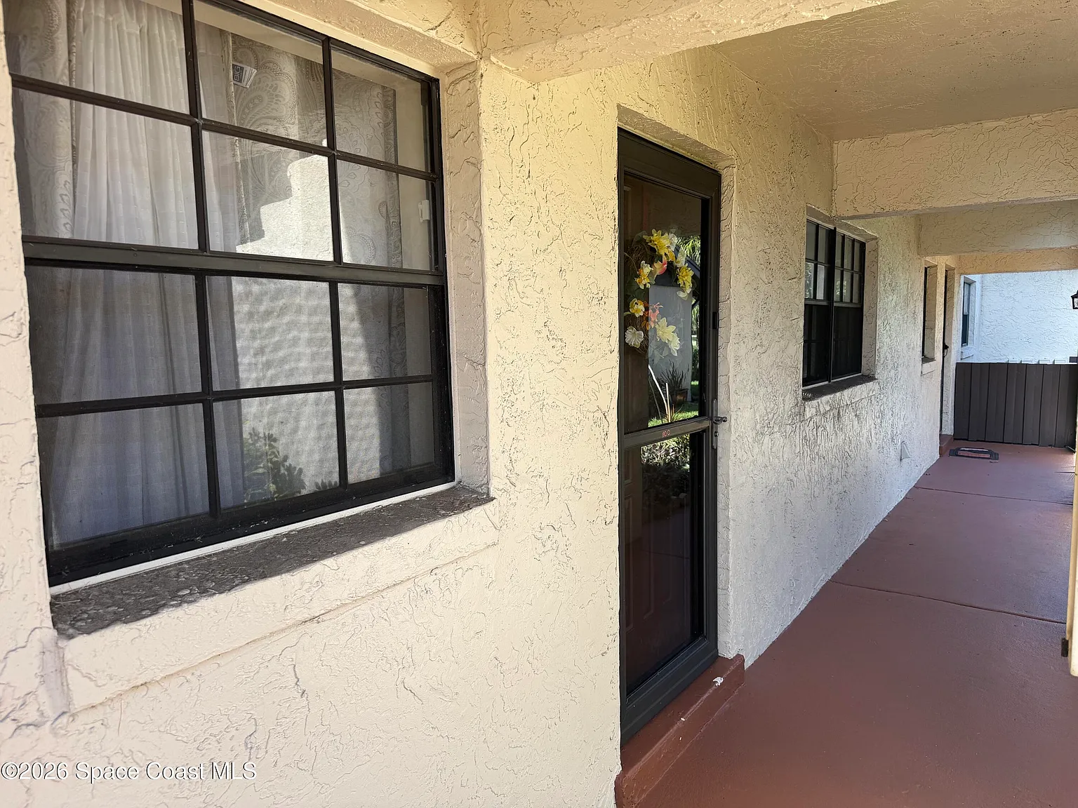 2 bed, 2.0 bath, 1161 sqft, $1,800 — Photo 1