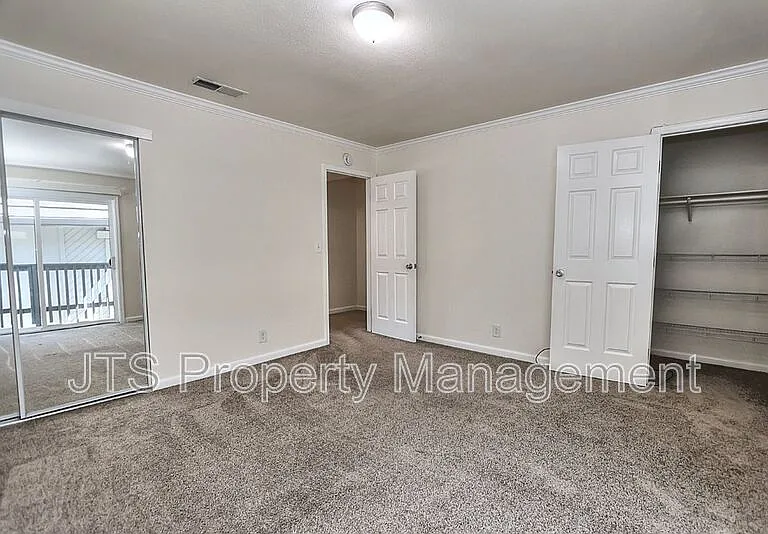 2515 Merrychase Dr #S — Photo 26