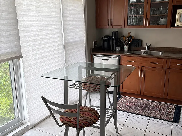 137 Madoc Dr — Photo 5