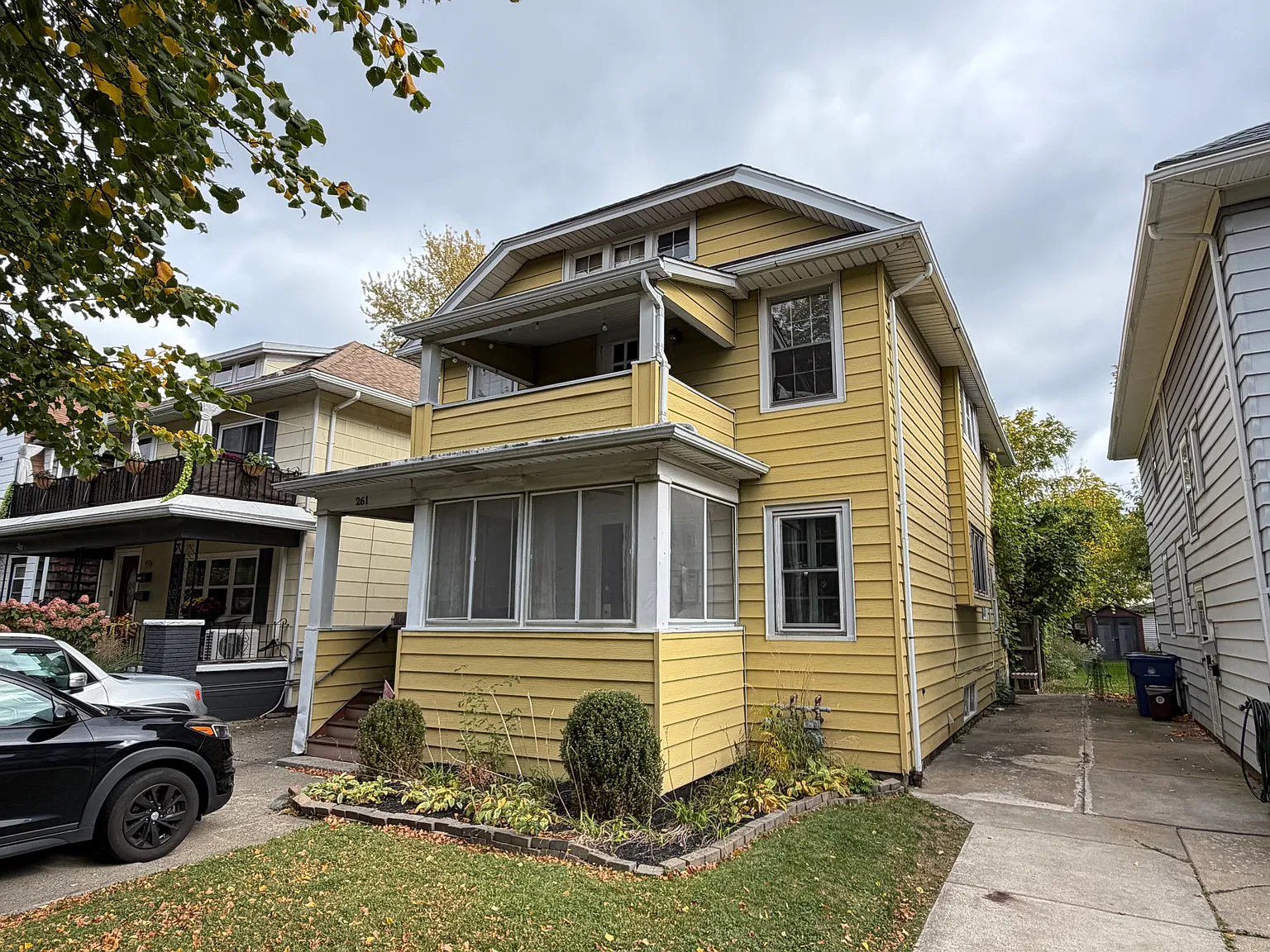2 bed, 1200 sqft, $1,600 — Photo 1