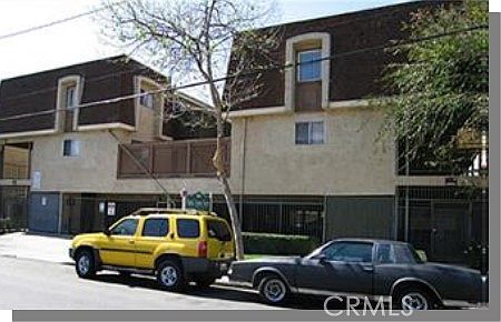 1st image of 1910 N Spurgeon St