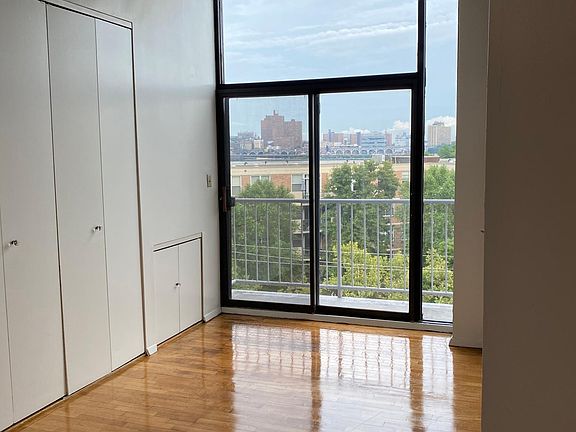 DINING RM BALCONY ONE BED RM DEN