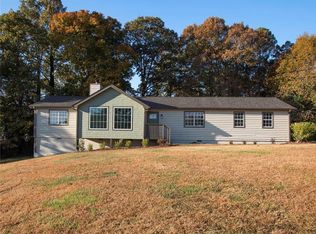 2219 Papp Dr, Gainesville, GA 30506