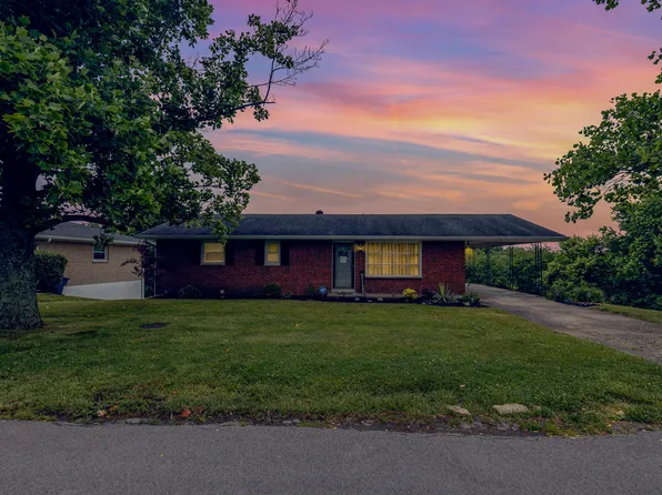 323 Southern Dr, Williamstown, KY 41097