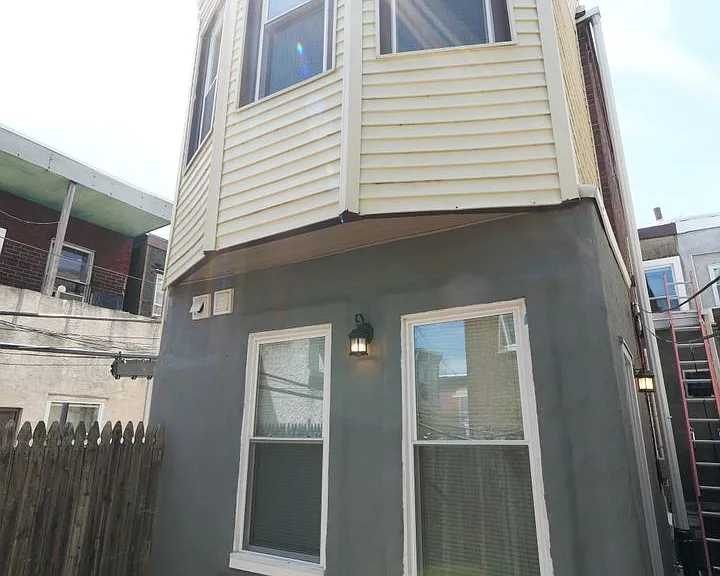 1709 Moore St — Photo 26