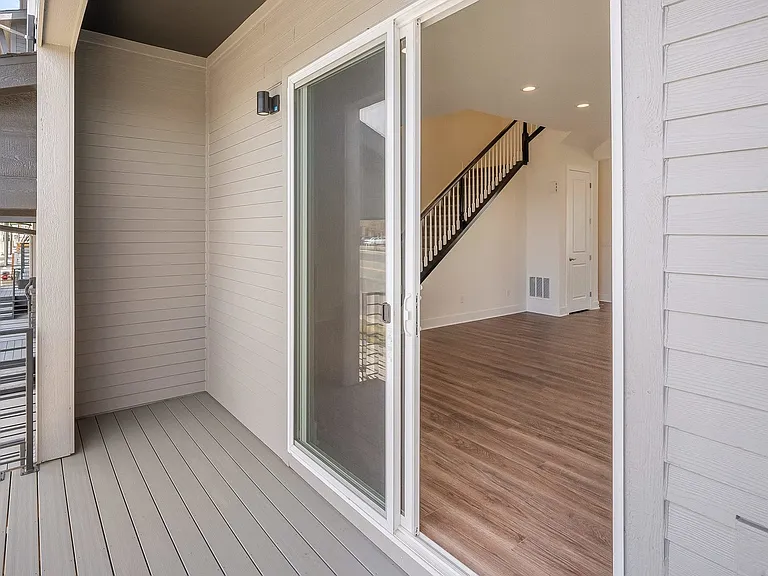 5112 Ward Rd — Photo 31