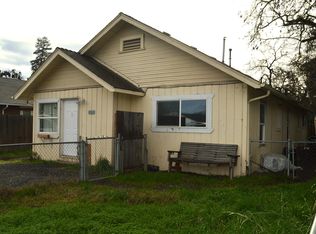1121 W 10th St, Medford, OR