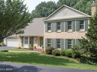 1802 Batten Hollow Rd, Vienna, VA 22182