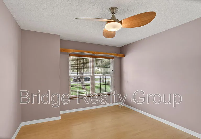 10315 Winding Creek Ln — Photo 26