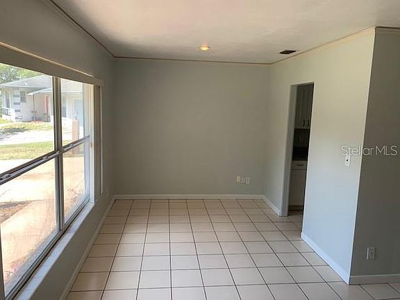 3rd image of 114 Dolores Dr