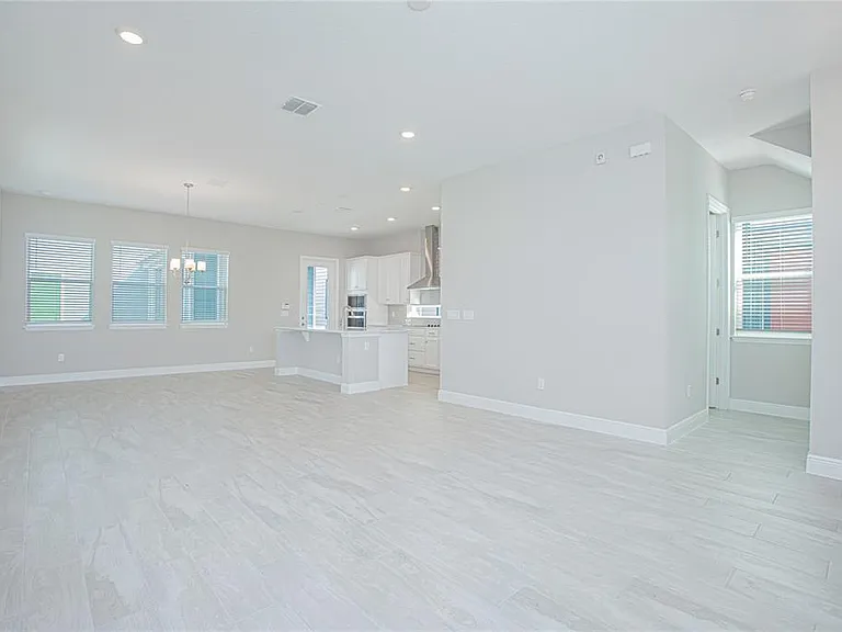 6533 Rover Way — Photo 9