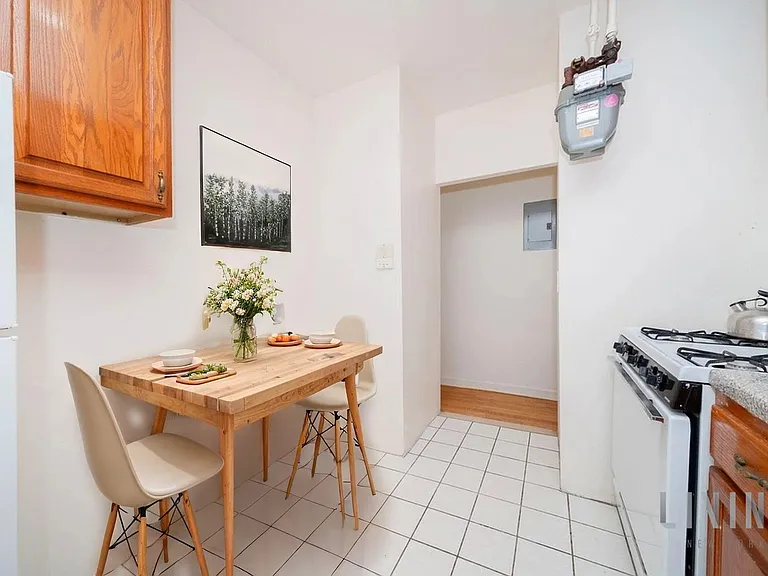 635 W 170th St #2D — Photo 4