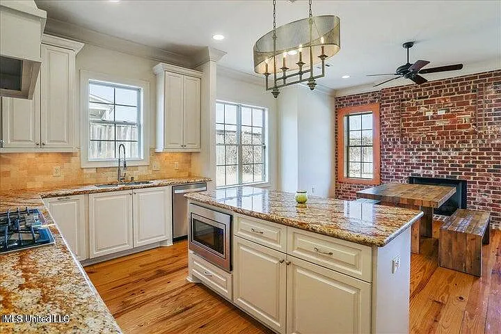 102 Cypress Lake Blvd S — Photo 13