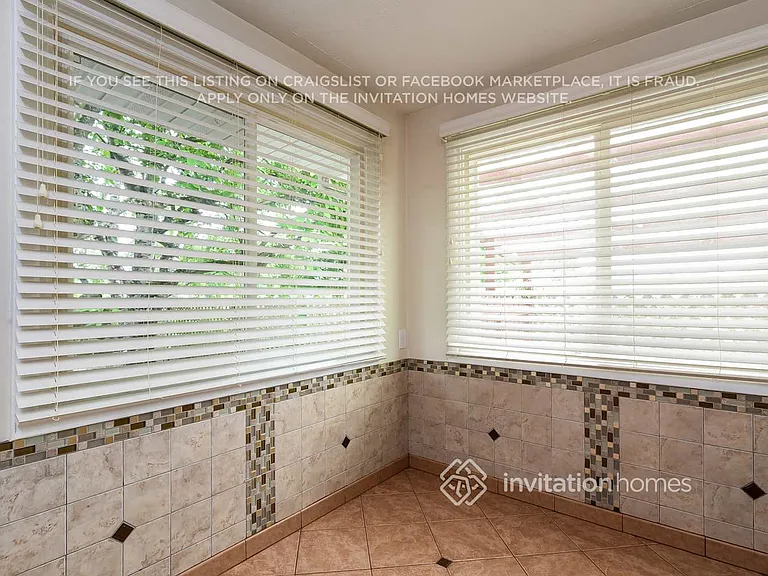 7017 S Bell St — Photo 7