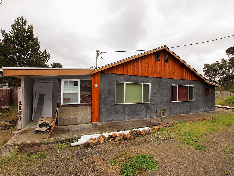 1st image of 1120 Rhododendron Dr