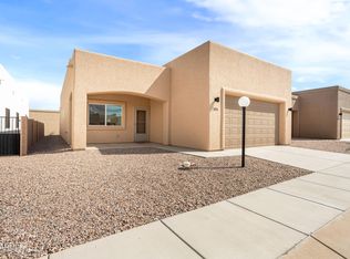 293 S Meadowood Ln, Sierra Vista, AZ 85635