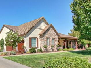 9813 Silvergate Ln, Elk Grove, CA 95624